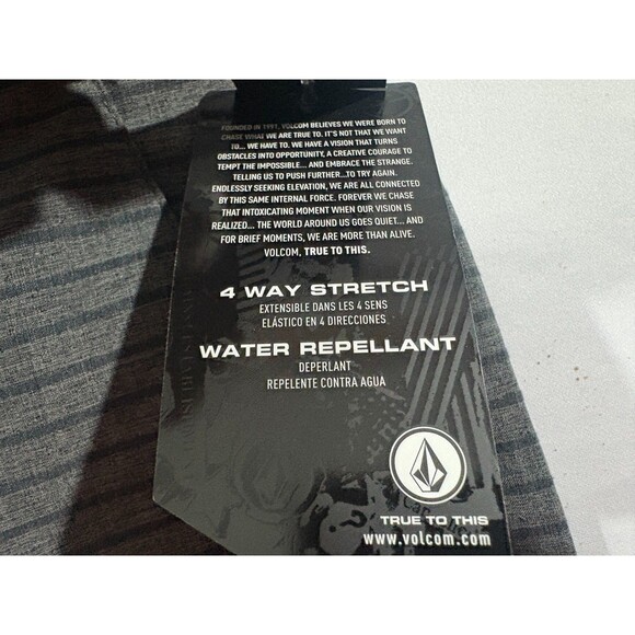 Volcom Mens Frickin SNT Static 21 Gray Stripe Modern Hybrid 10" Shorts Sz 40 NWT - Picture 9 of 16